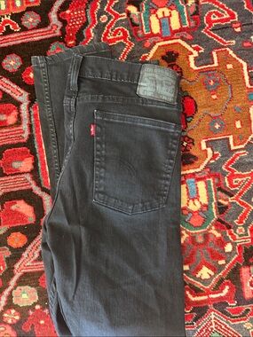 Levi's 510 Slim Straight Jeans in Black